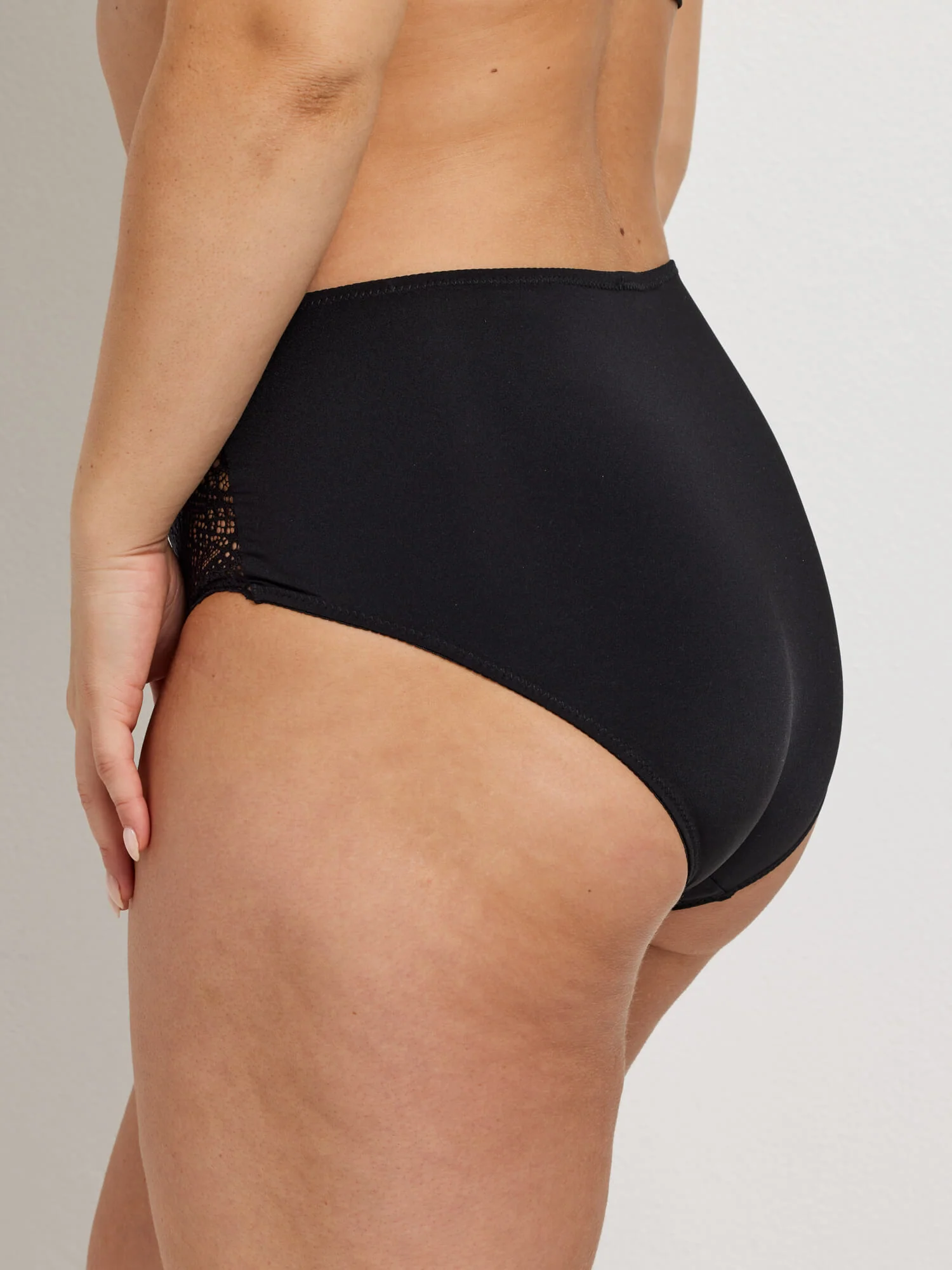 2 Pack Daily Essentials Micro & Geo Lace Full Brief (465G) - Image 4