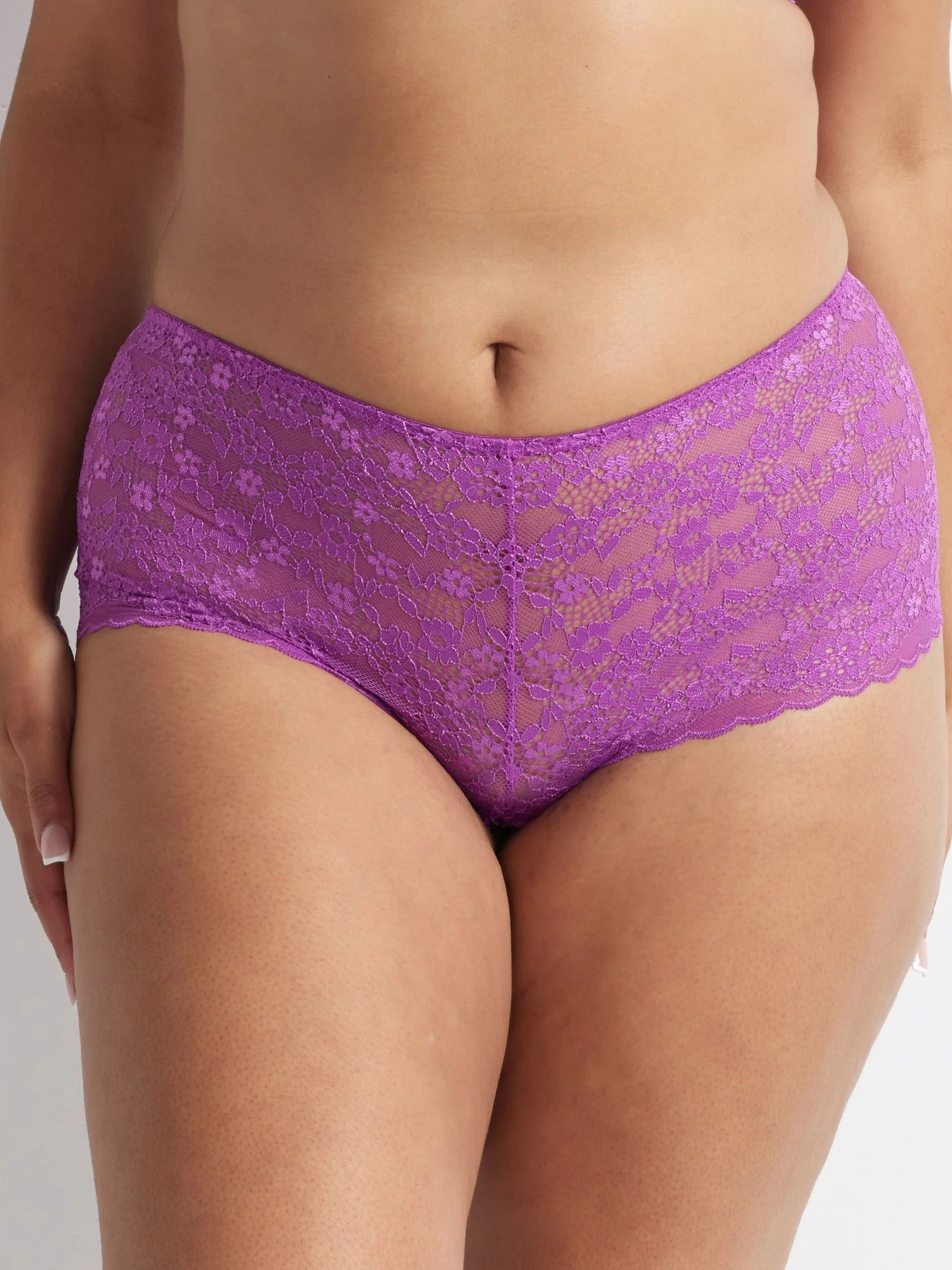Be Free Lace Short - Image 4