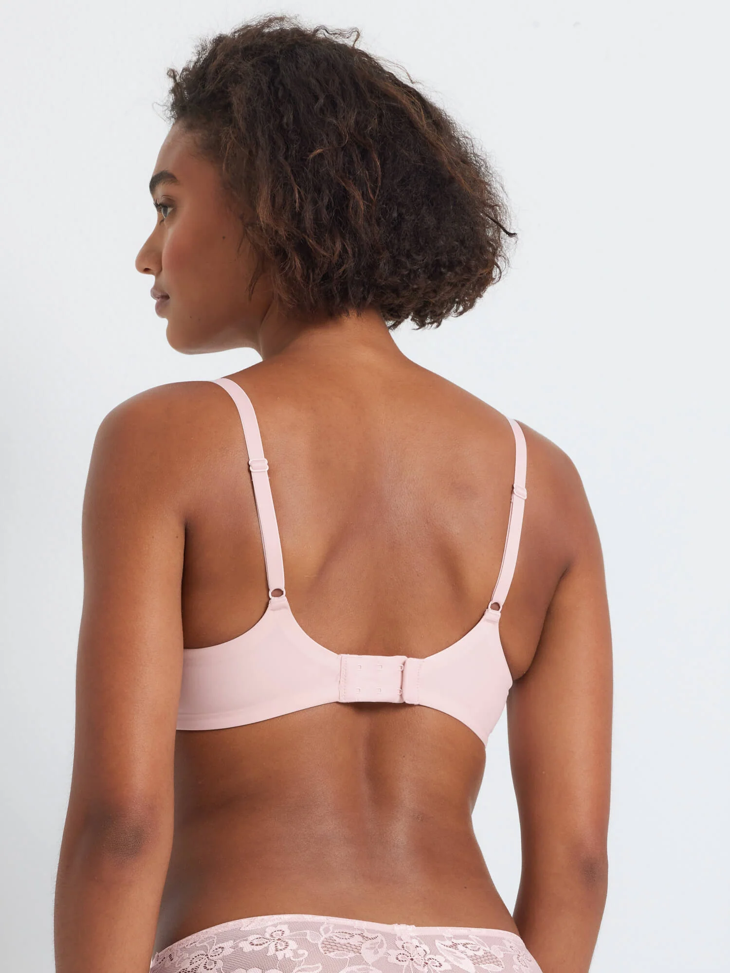 Smooth Comfort T-Shirt Bra - Image 3
