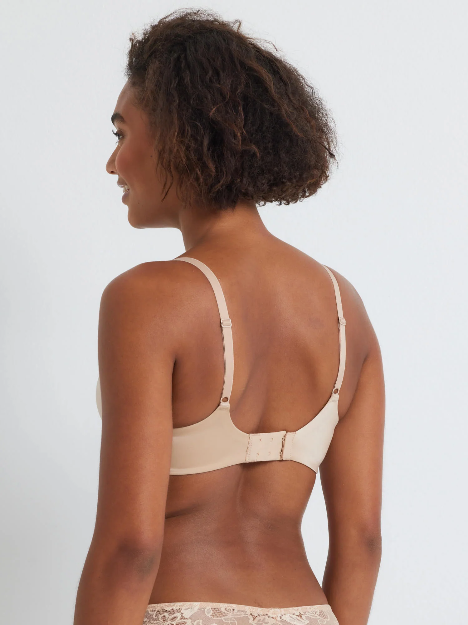 Smooth Comfort T-Shirt Bra - Image 3