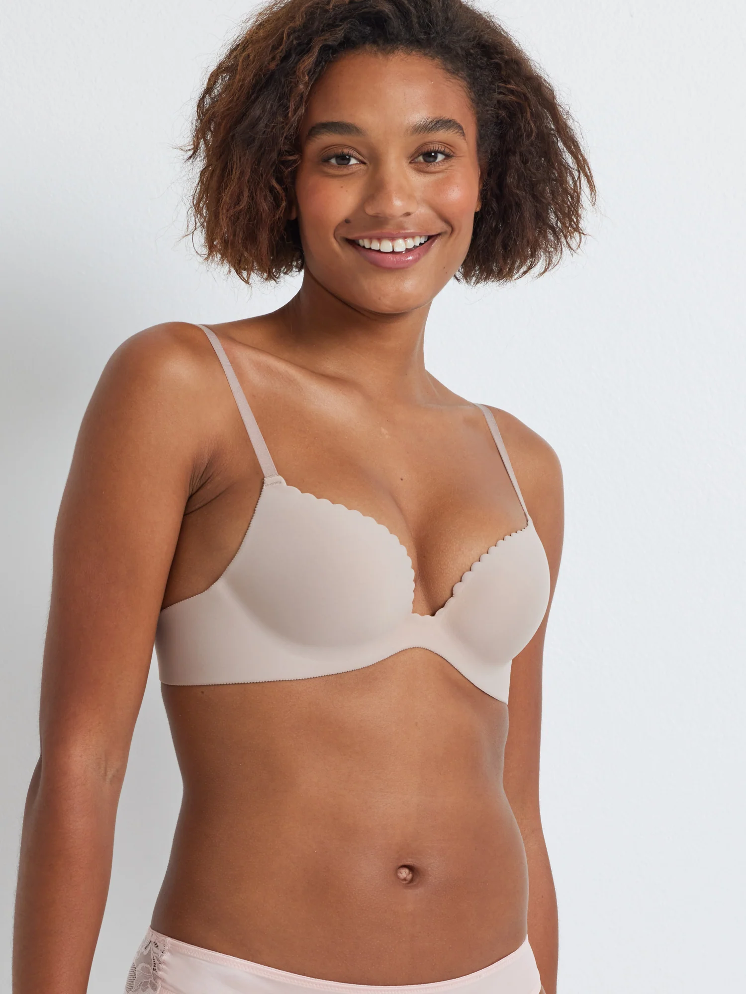 Very Smooth One Piece Bra - Image 3