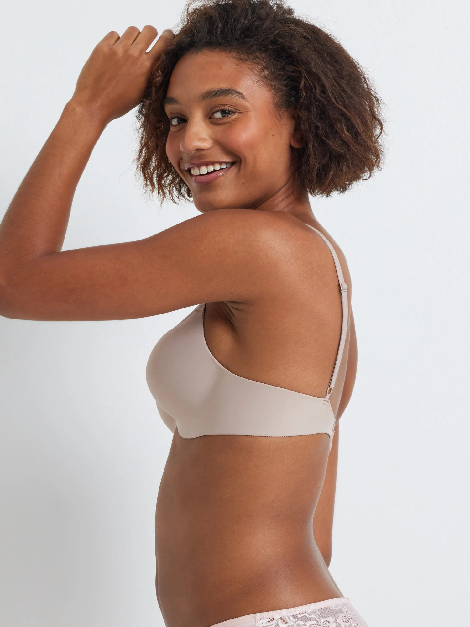 Very Smooth One Piece Bra - Image 4